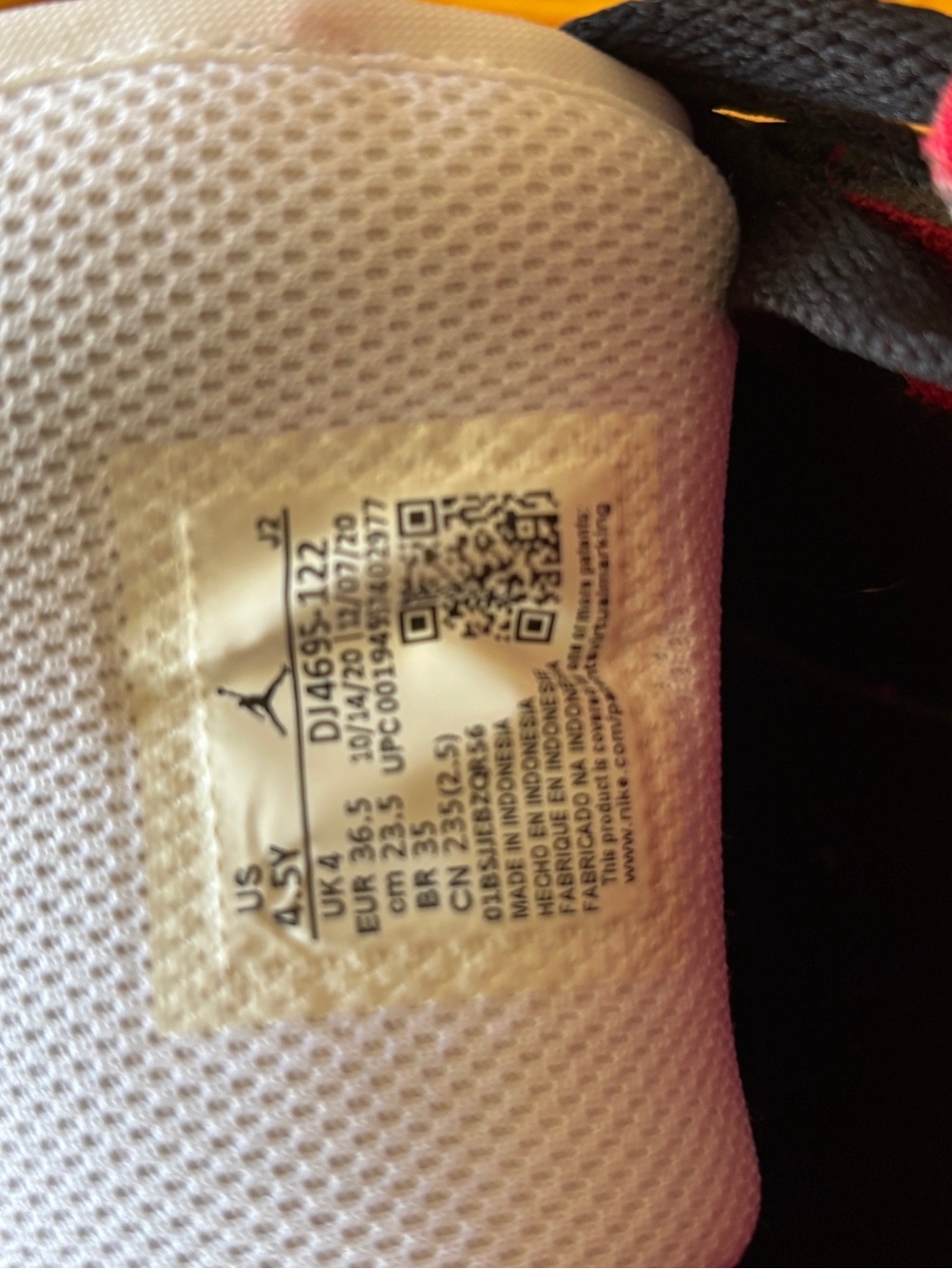 Jordan Retro High-Top Sneakers in White, Black, and Red - Picture 4 of 4